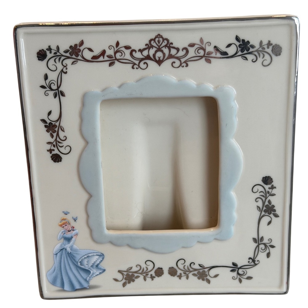 VTG Lenox Disney Showcase Enchanted Moments Cinderella Ivory China Picture Frame
